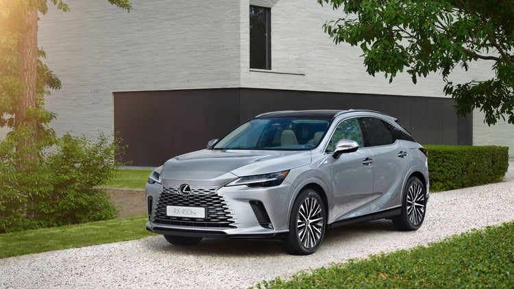 Lexus EV laden met thuislader of laadpaal