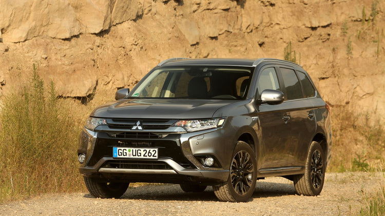 Mitsubishi Outlander PHEV laadkabel en mobiele thuislader