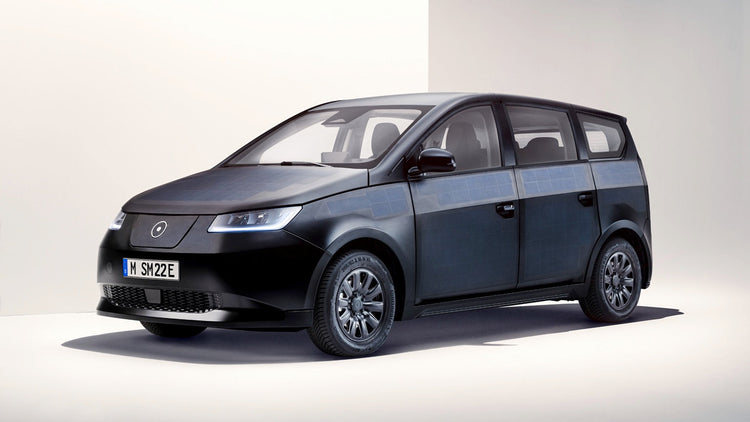 Sono Motors Sion elektrisch laden aan laadstation