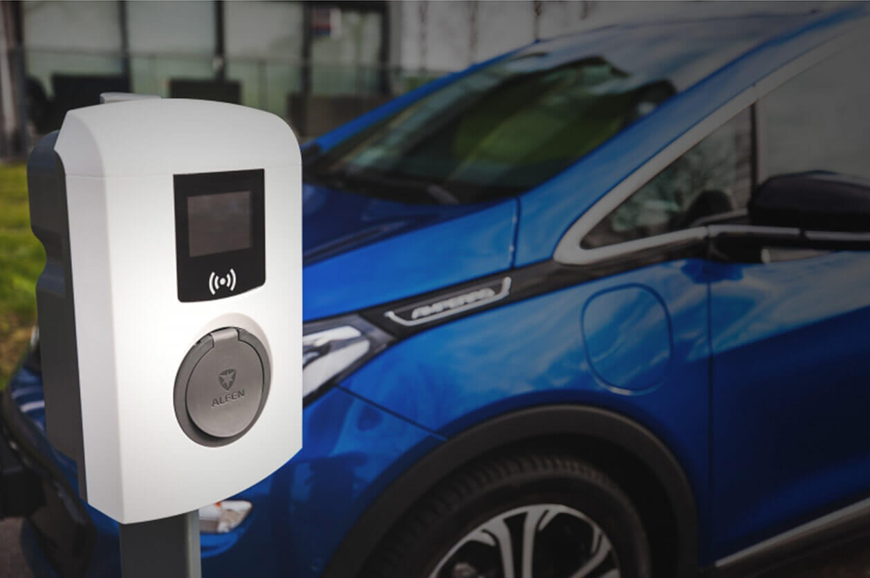 Alfen Eve Single Pro-Line 22 kW – 3-Fase – Met Socket of Vaste Kabel – Inclusief Installatie Optie - BlackCharge Vaste kabel / Excl. Kabel