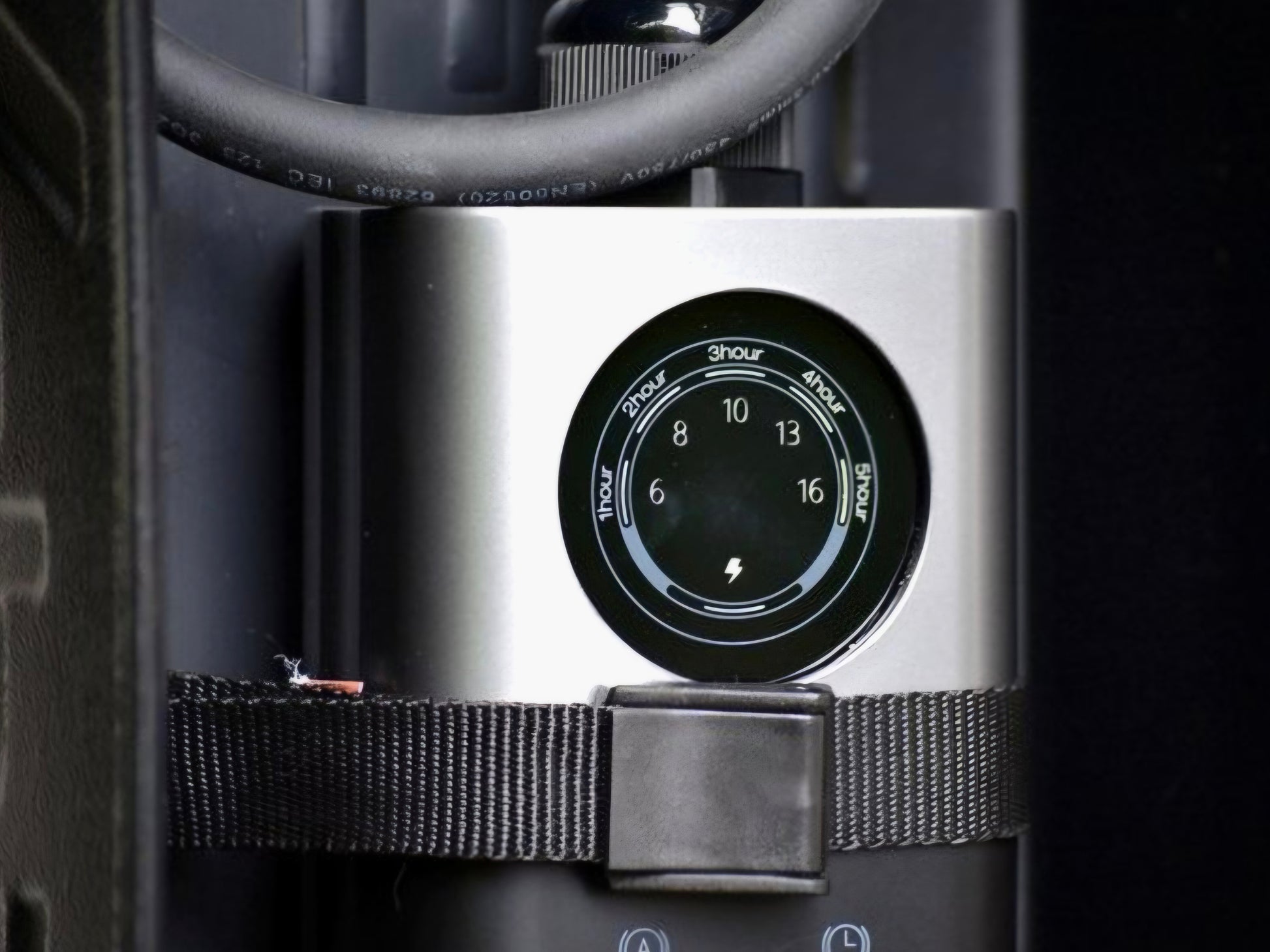 EVshield® Original - Transformeer je mobiele laadkabel in een vaste laadoplossing voor elektrische auto's - BlackCharge 