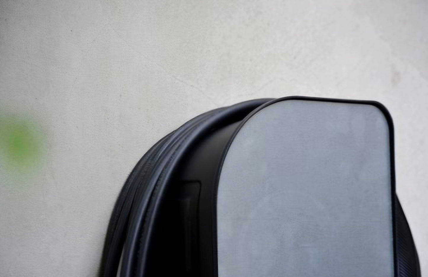 EVshield® Original - Transformeer je mobiele laadkabel in een vaste laadoplossing voor elektrische auto's - BlackCharge 